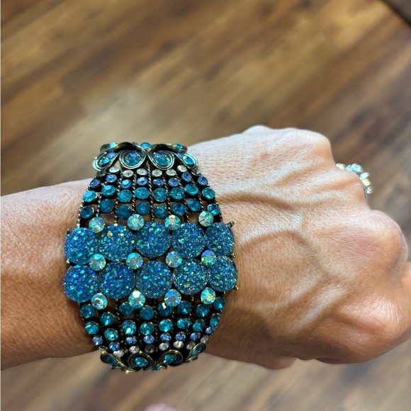 Vintage cuff bracelet - Picture 4 of 9